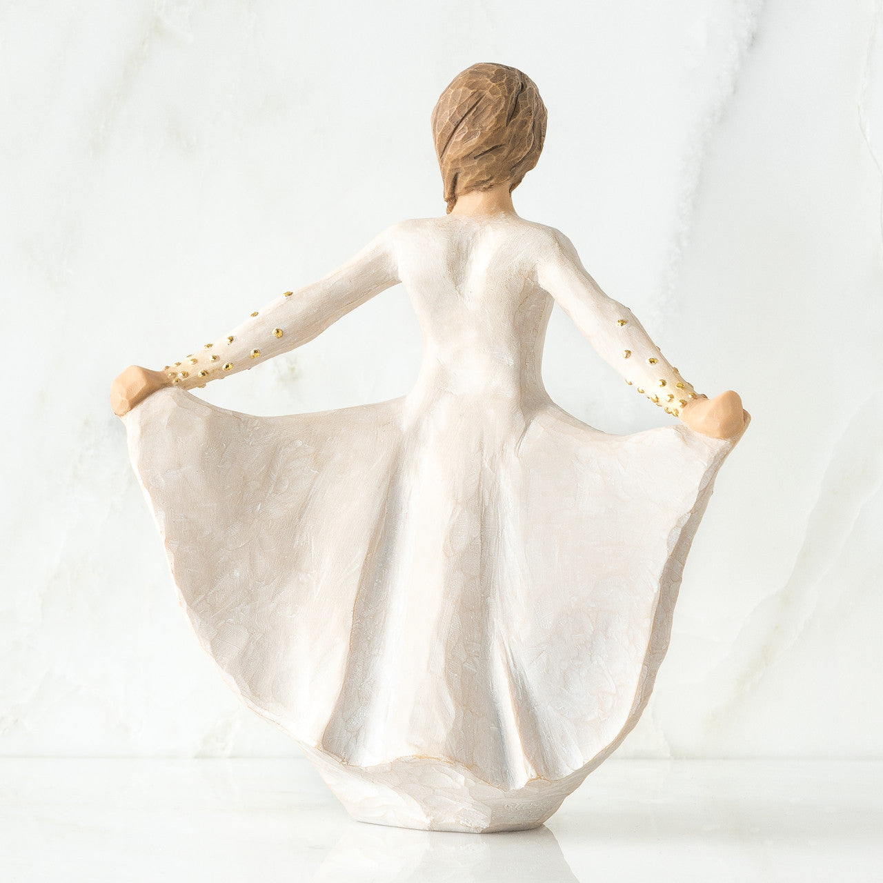figurine back