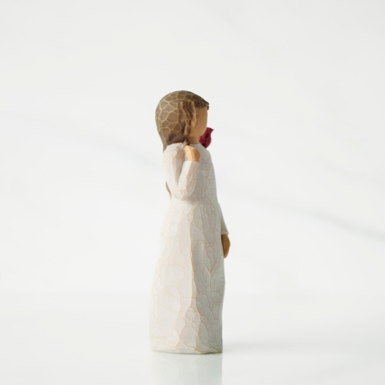 figurine right side