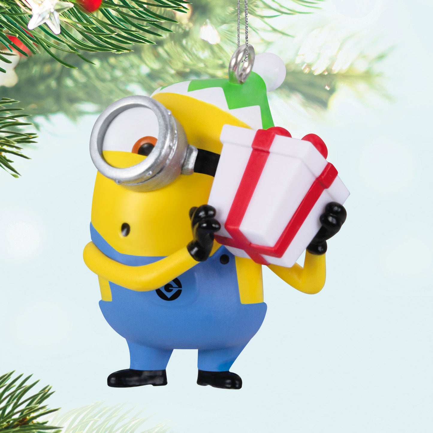 Mini Minions Just a Little Shake Ornament, 1"