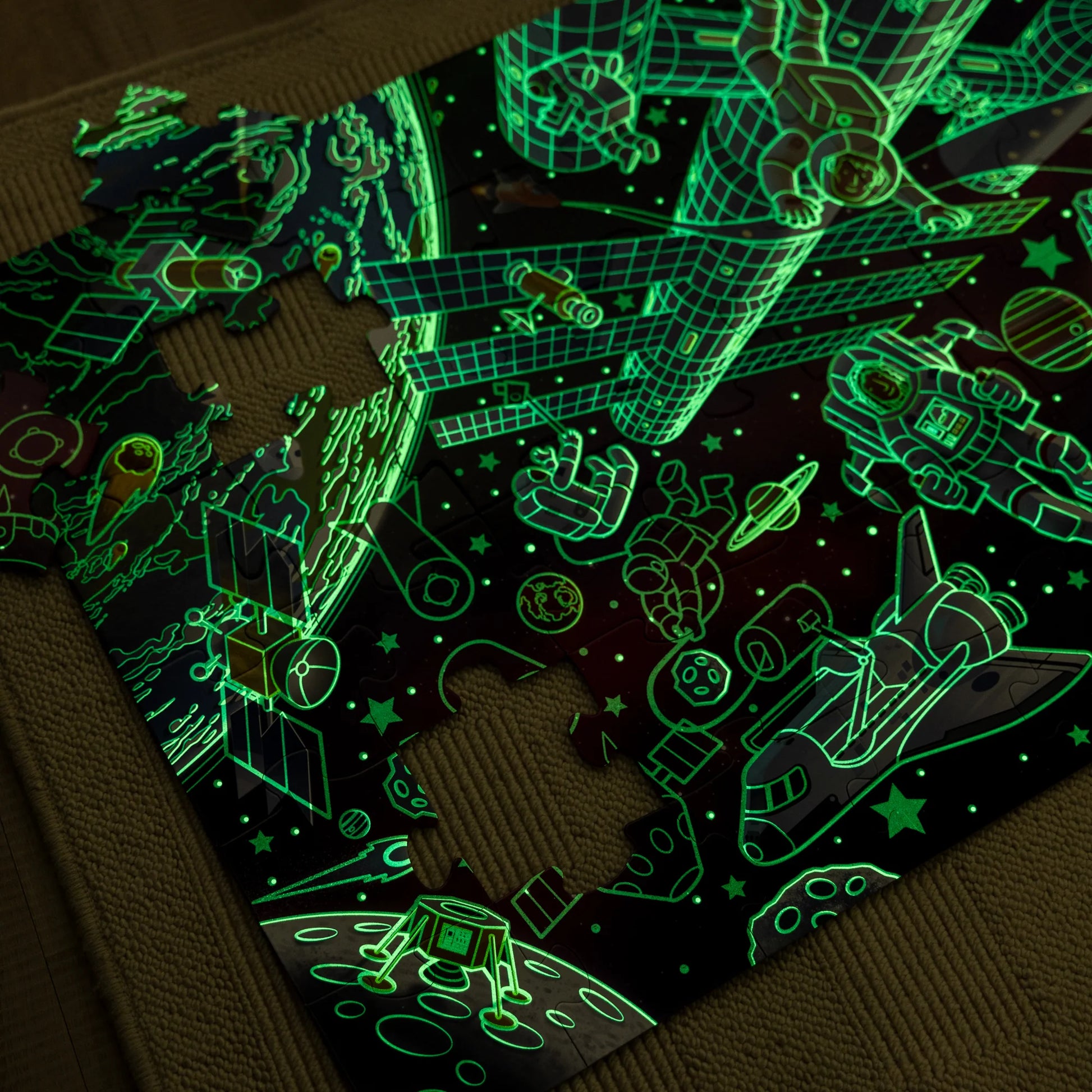 glow in the dark puzzle pieces