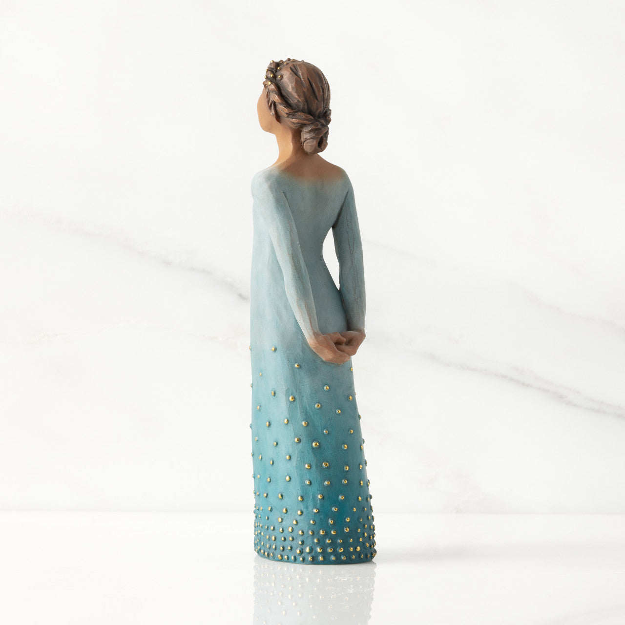 figurine back